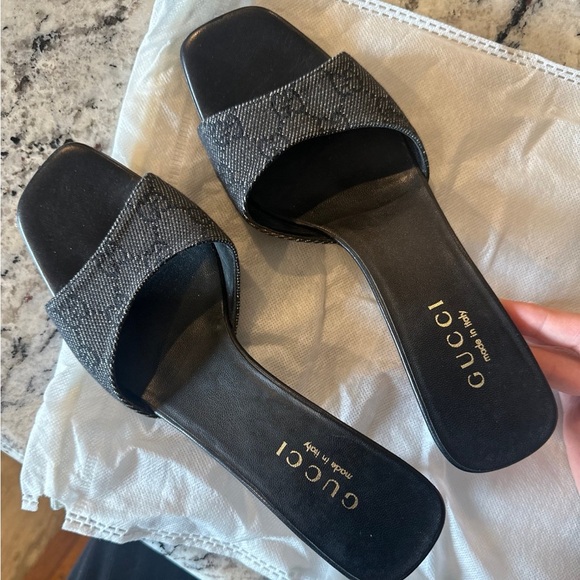 Gucci Black Women's Slide Sandals - Picture 2 of 6